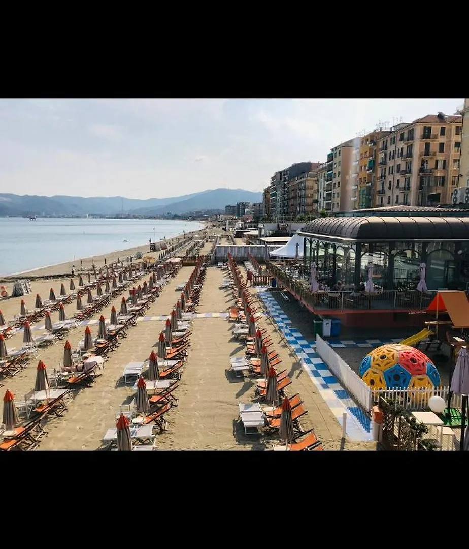 Fornaci-Mare-Wi Fi , Smart Tv Aria Condizionata! Appartement Savona